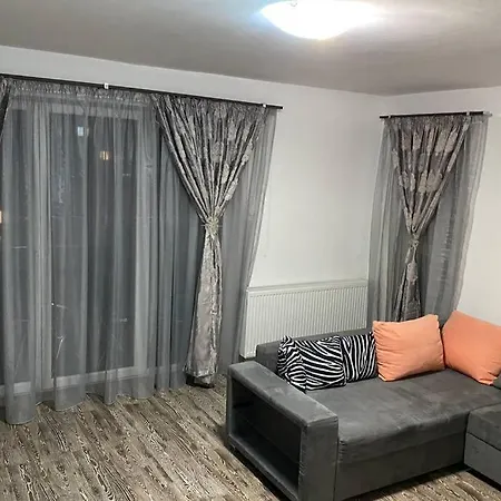 Apartament Flora Апартаменти *